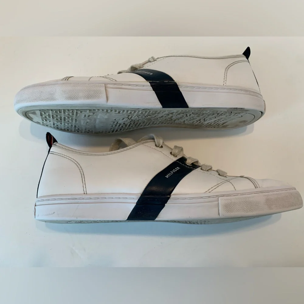 Tommy Hilfiger Lainie White Leather Sneakers Size 10